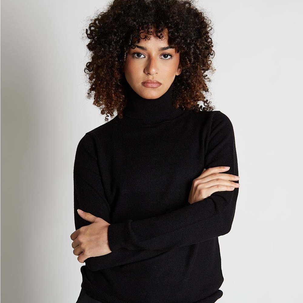 Charter Club Luxury Women`s Black 100% Cashmere 2-PLY Turtleneck Sweater